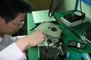 华为客户服务中心梧州大学路店